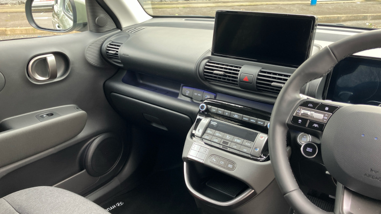 Hyundai INSTER 85kW 02 49kWh 5dr Auto Electric Hatchback